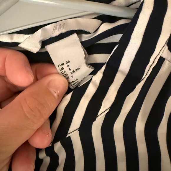 Blouse - Picture 2 of 2